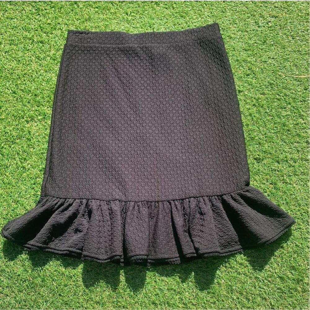 NEW NWOT POSTMARK ANTHROPOLOGIE black flounced textured knit SKIRT sz M